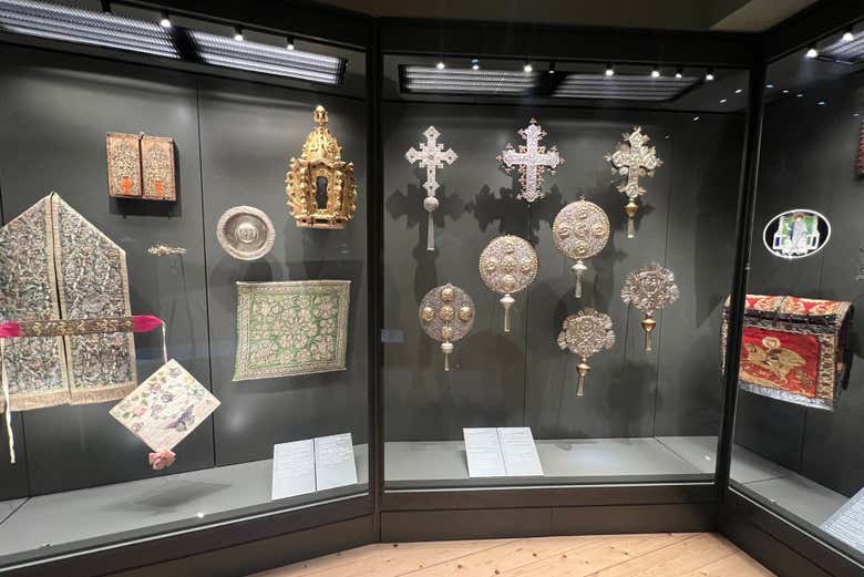 Check out over 3000 items on display